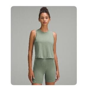 Lululemon ultralight waist length tank top size 12 NWOT